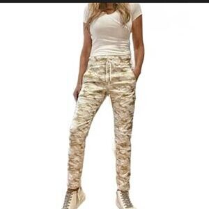 Bevy Flog Gold Camo Cotton Lycra Statement Luxury Designer joggers size 28